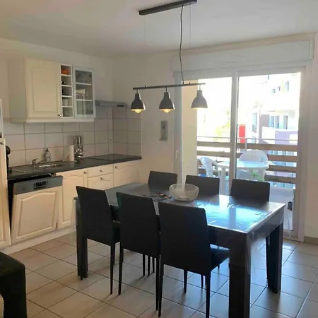 Magnifique T3 Avec Balcon Vue Montagne , Plein Centre Et Proche Du Lac Gérardmer Exterior photo