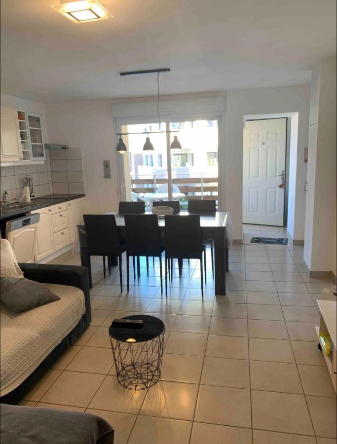 Appartement Magnifique T3 Avec Balcon Vue Montagne , Plein Centre Et Proche Du